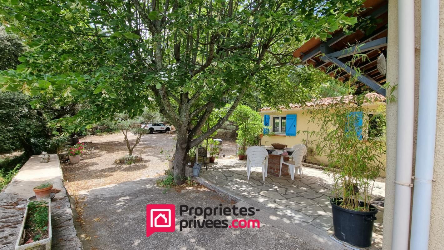 BESSE-SUR-ISSOLE Besse Sur Issole Propriété sur terrain 1 Ha maison 4 pièce(s) 141 m2 4