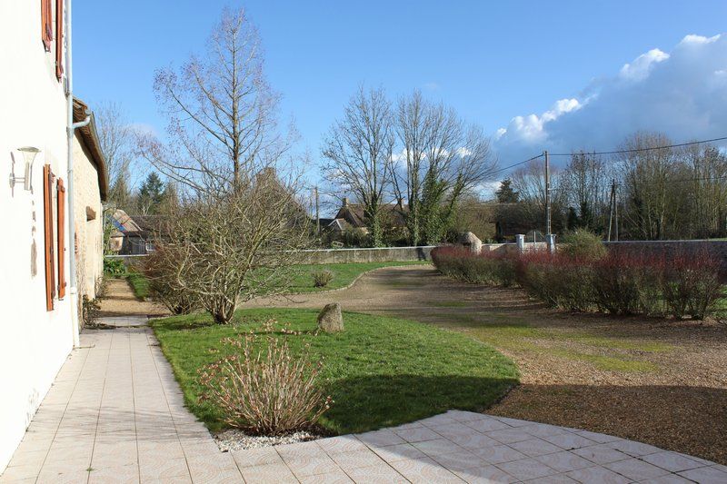 LOUPLANDE Maison - LOUPLANDE - 7 piece(s) - 280 m² 2