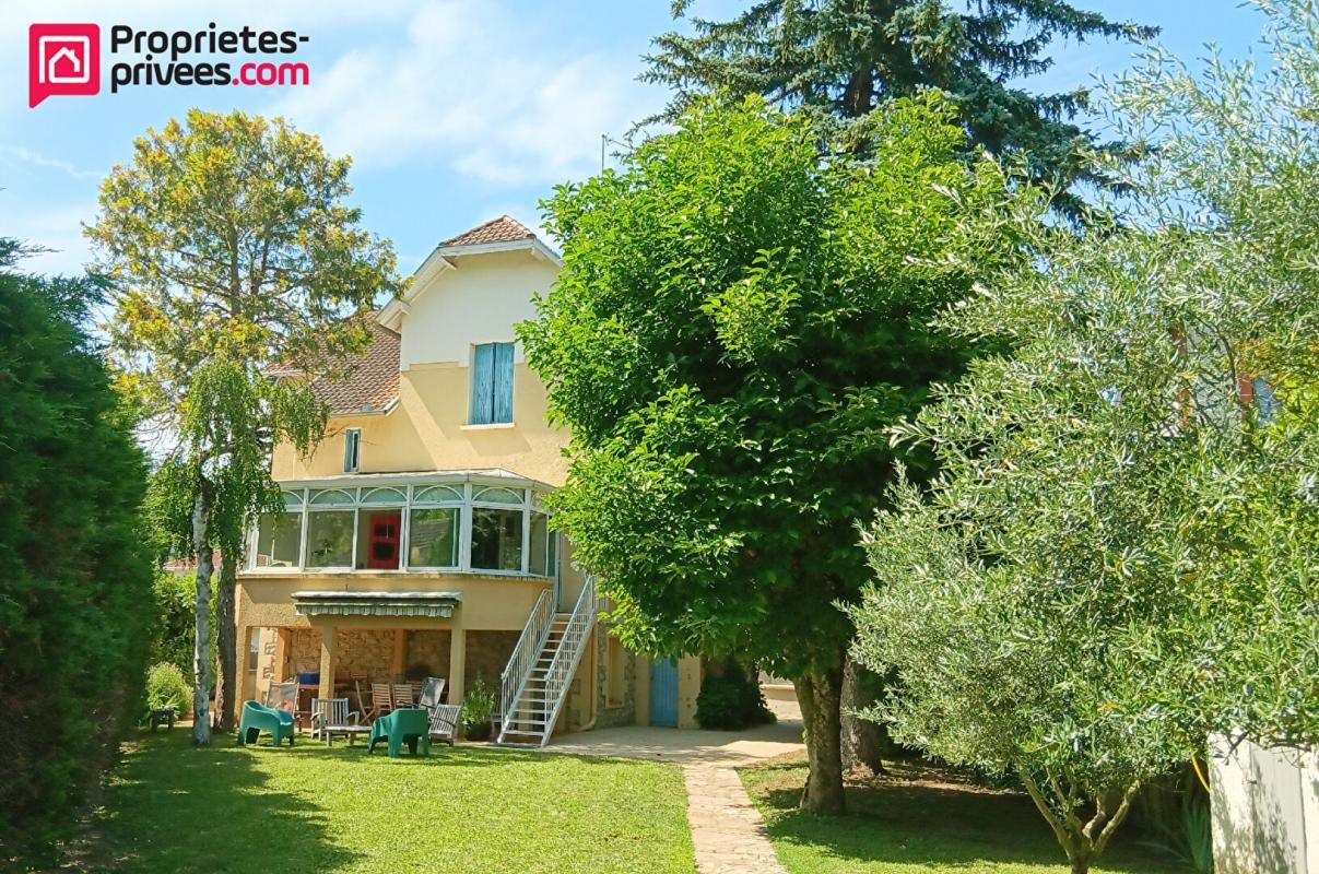 Grande maison familiale Cahors centre ville, 4 chambres,180 m²