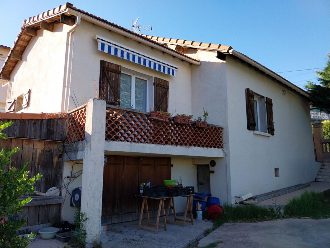 Villa de 92 m2 de type 3 sur un terrain de 750 M2