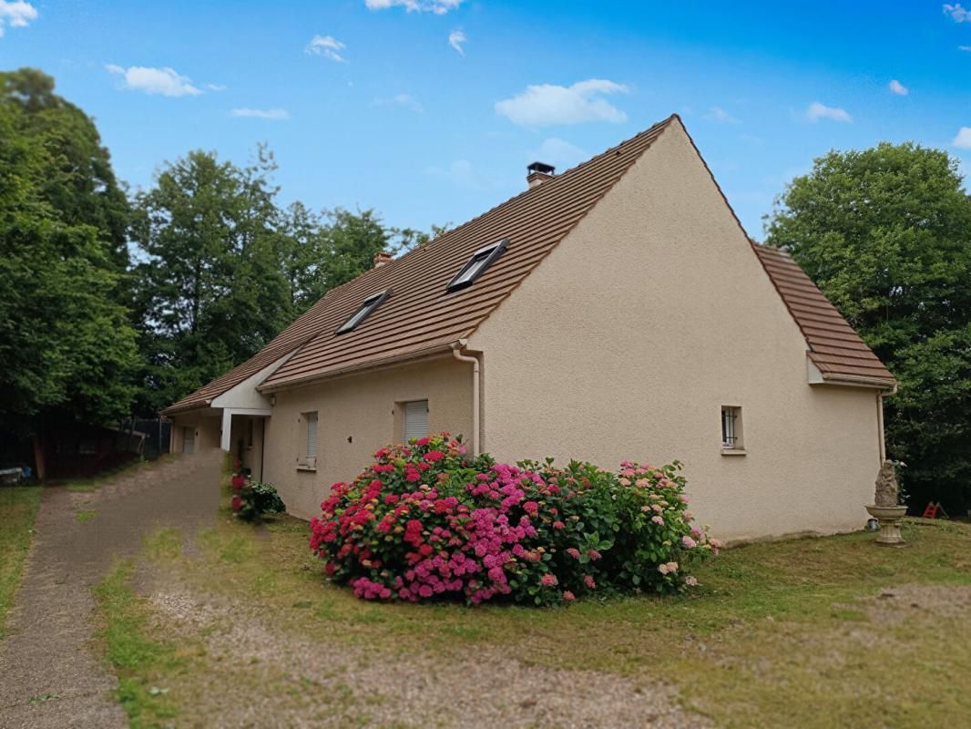 VAUX-SUR-SEINE Maison Vaux Sur Seine 7 pièce(s) 190 m2 2