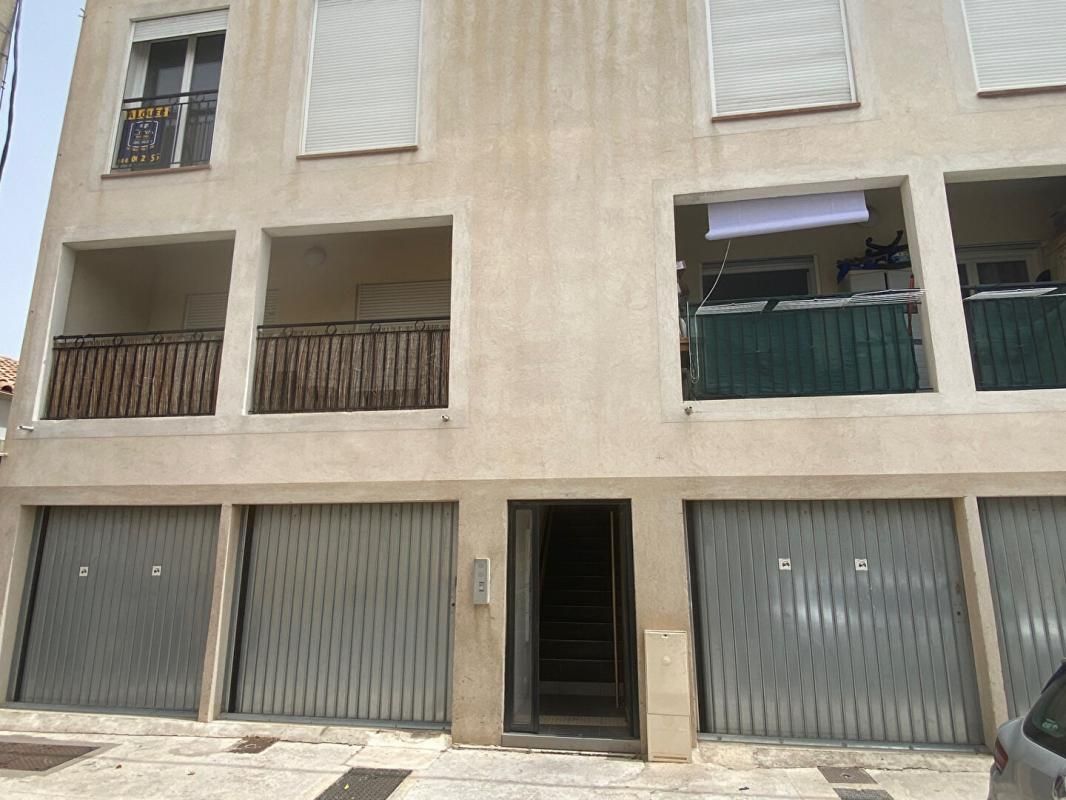 Immeuble  8 pièce(s) 160 m2