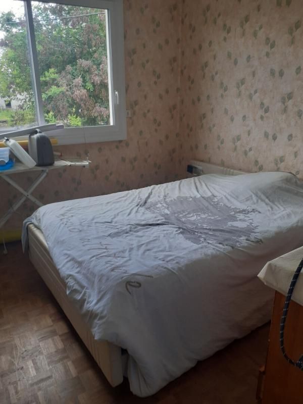 BAUGÉ-EN-ANJOU Maison Bauge En Anjou 5 pièce(s) 80 m2 4