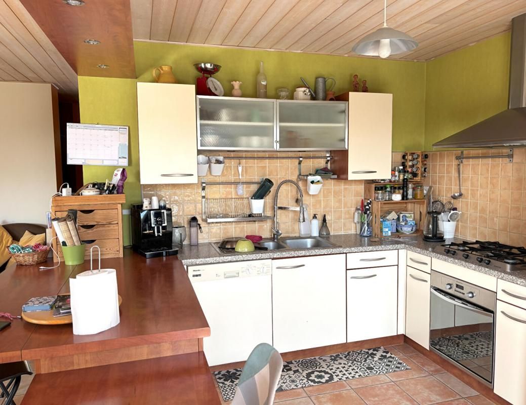 BOURG-ARGENTAL Maison Bourg Argental 6 pièce(s) 150 m2 4