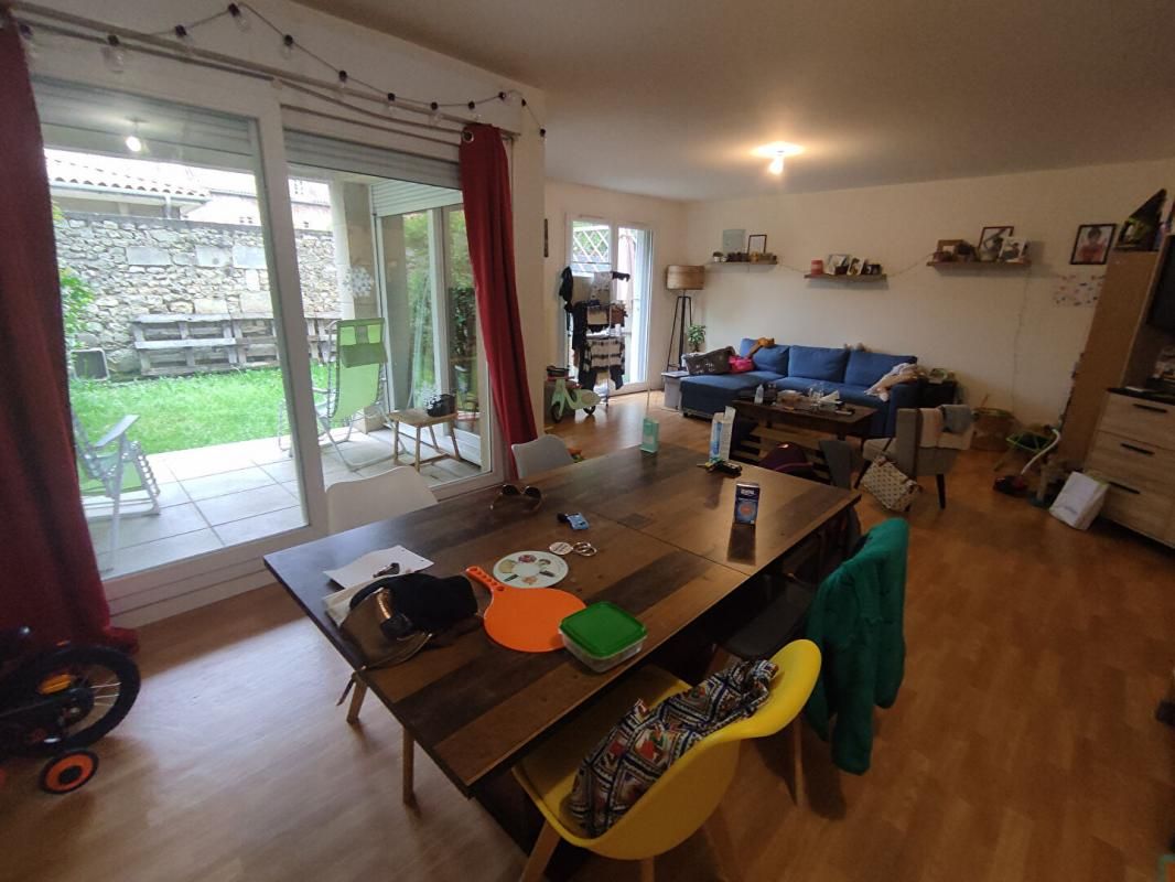 POITIERS Appartement Poitiers 4 pièce(s) 85 m2 3