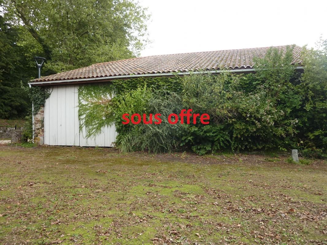 Grange Chemille En Anjou 1 pièce(s) 150 m2