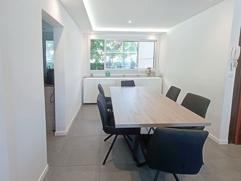 Quartier Brunet  Appartement T4 Traversant dans résidence calme