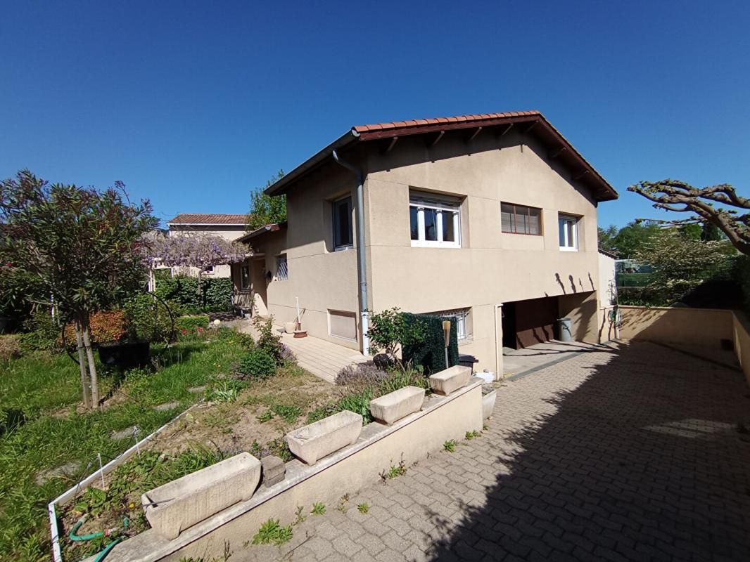 Maison 5 pièce(s) 113 m2