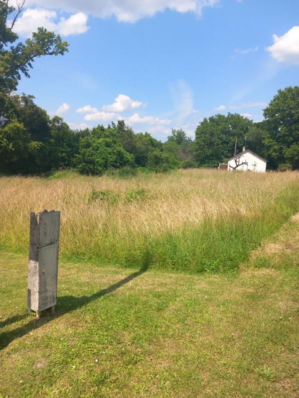 Beau Terrain constructible Couffy 2142 m2