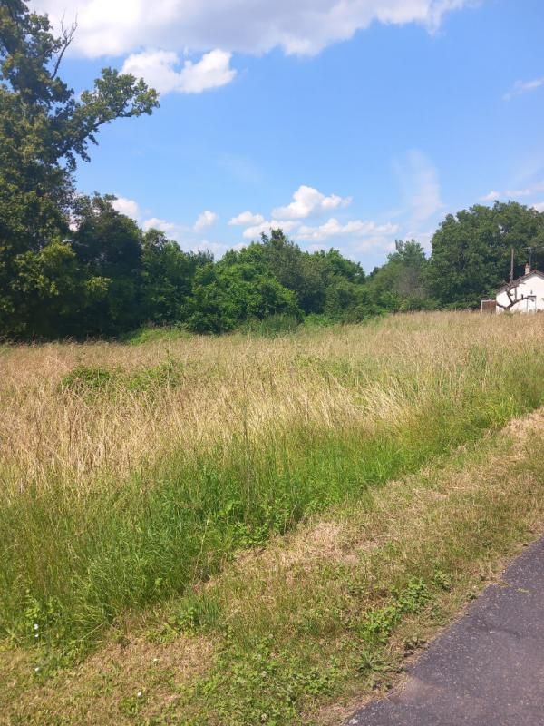 COUFFY Beau Terrain constructible Couffy 2142 m2 2