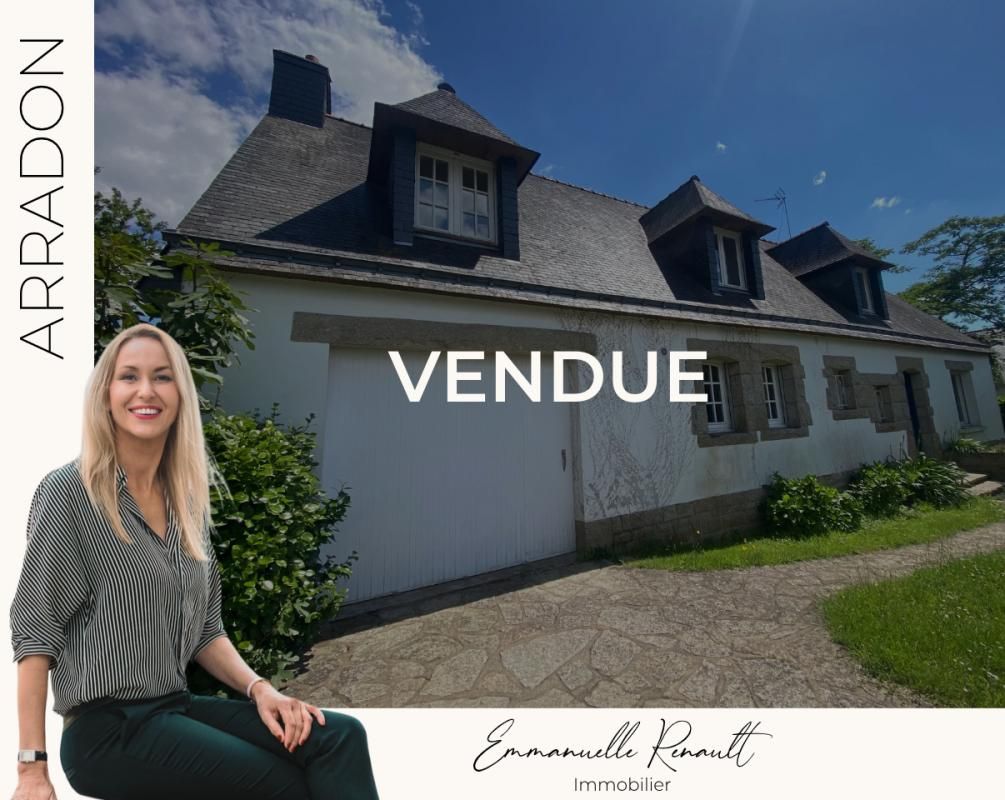 RARE et EN EXCLUSIVITE - Maison Arradon 8 pièces, 6 chambres, garage et sous-sol total de 120M2 ,1000M2 de terrain  - à pied du bourg