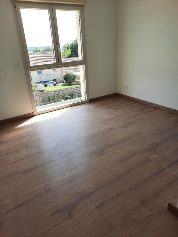 LORRY-MARDIGNY Maison 5 pièces 110 m2 LORRY MARDIGNY 3
