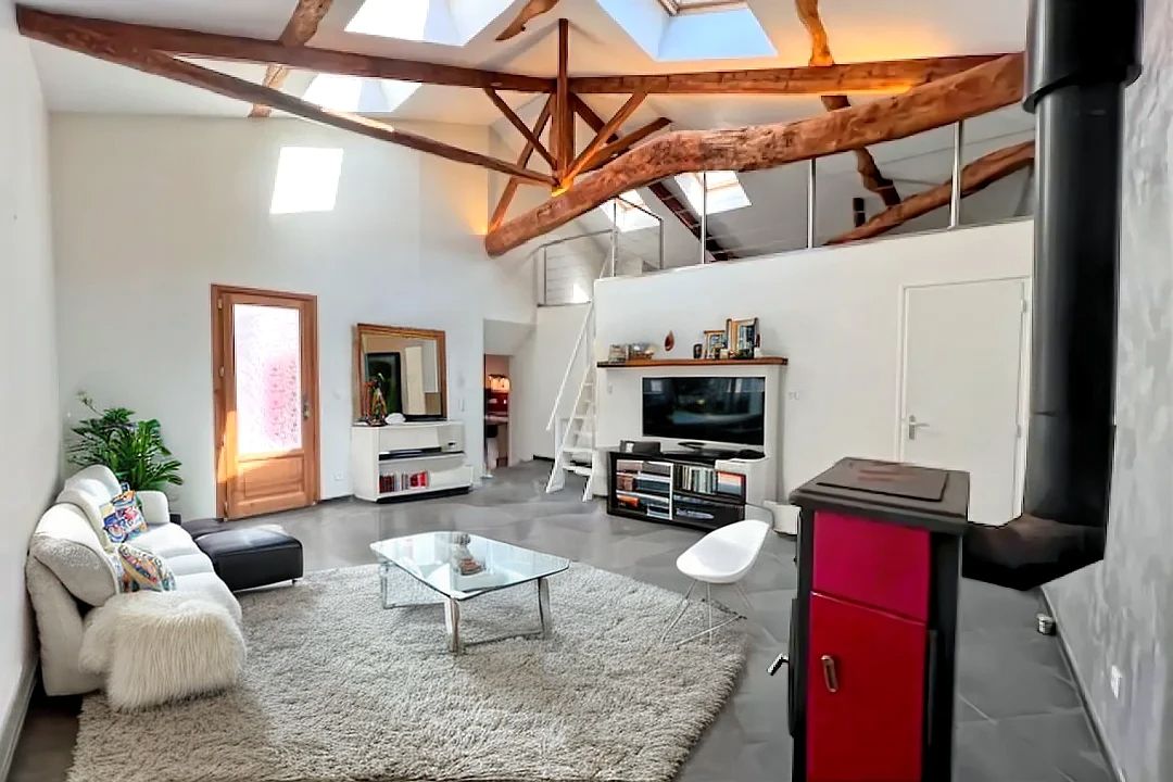 LETRA. Maison 5 chambres 222 m2 avec jardin de 163m2