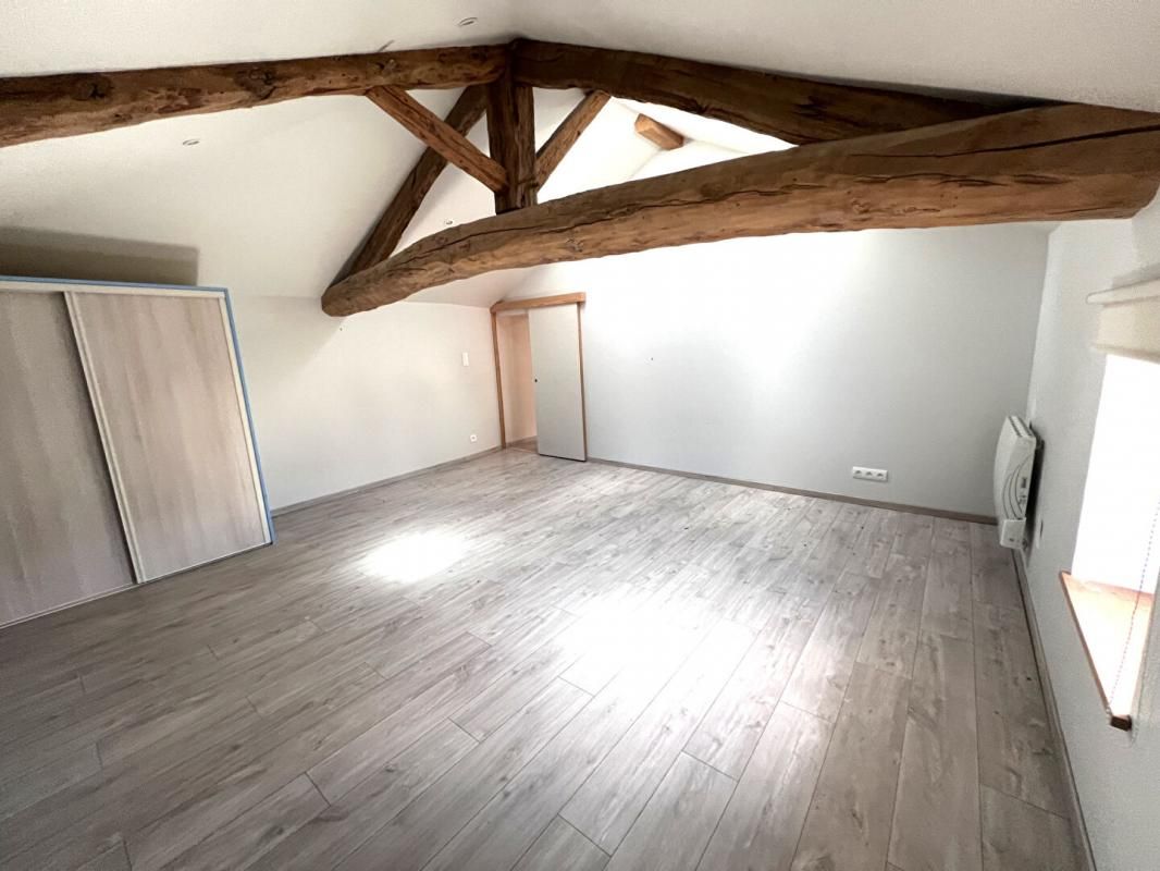 LETRA LETRA. Maison 5 chambres 222 m2 avec jardin de 163m2 4