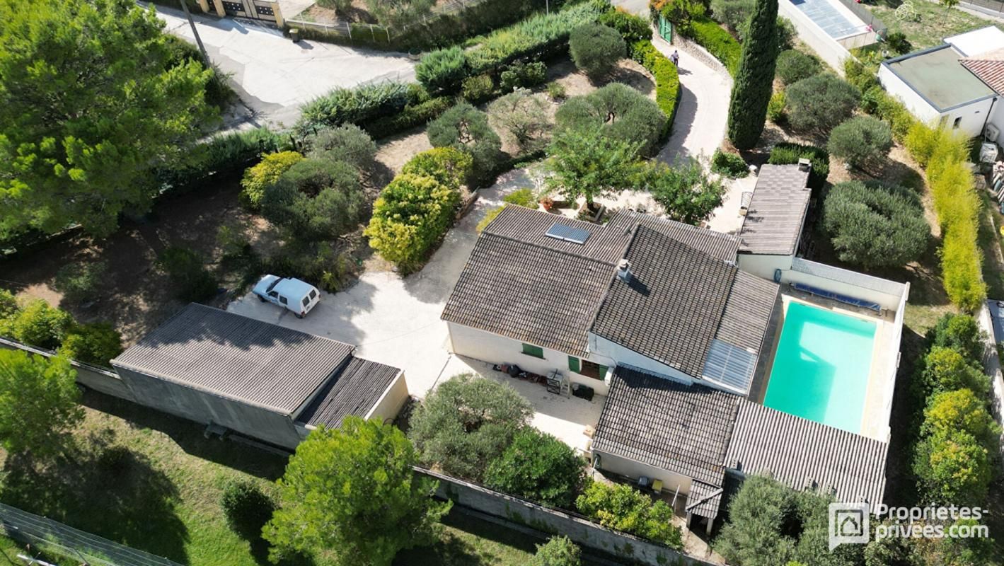 Villa Saint Dionisy 3 chambres + studio indépendant sur parcelle 2200 m²