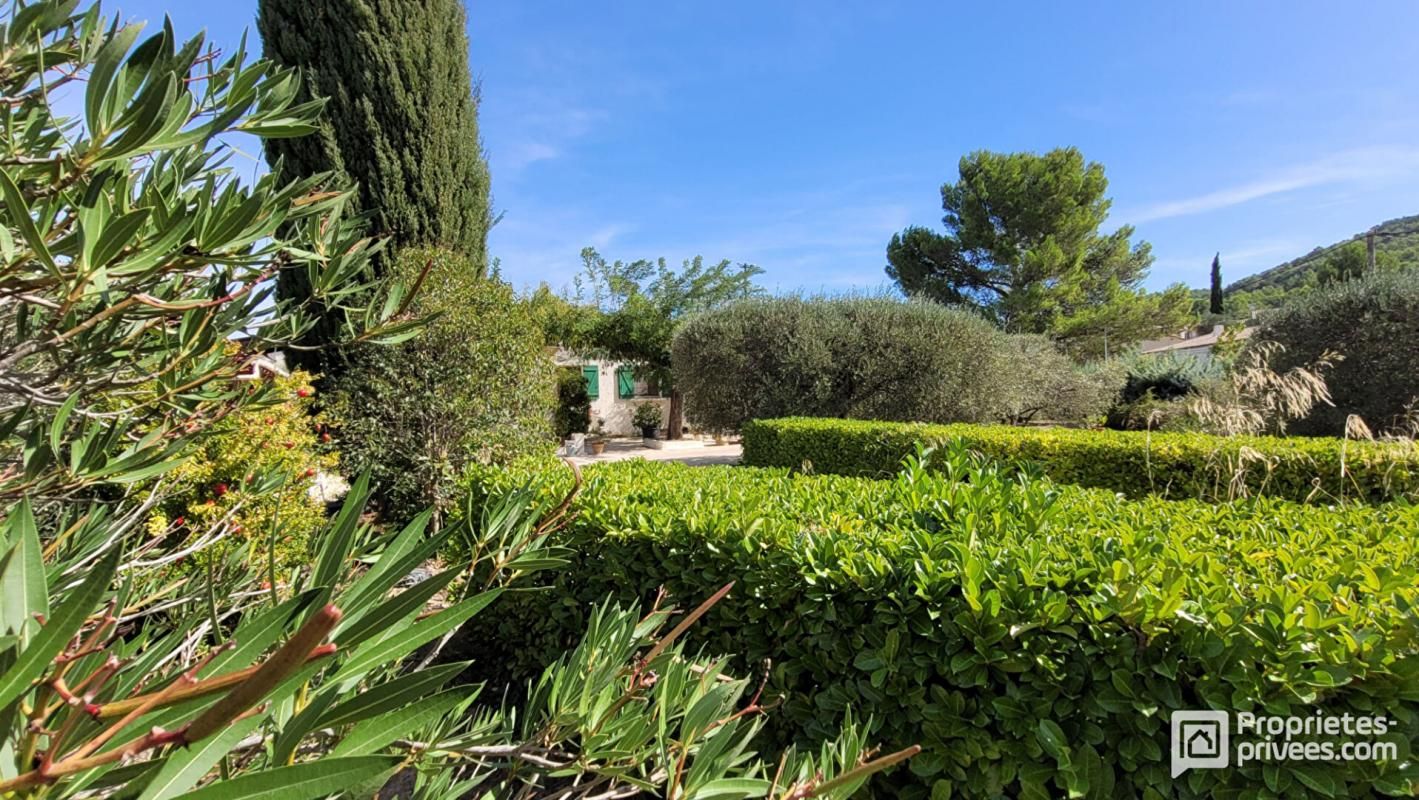 SAINT-DIONISY Villa Saint Dionisy 3 chambres + studio indépendant sur parcelle 2200 m² 2
