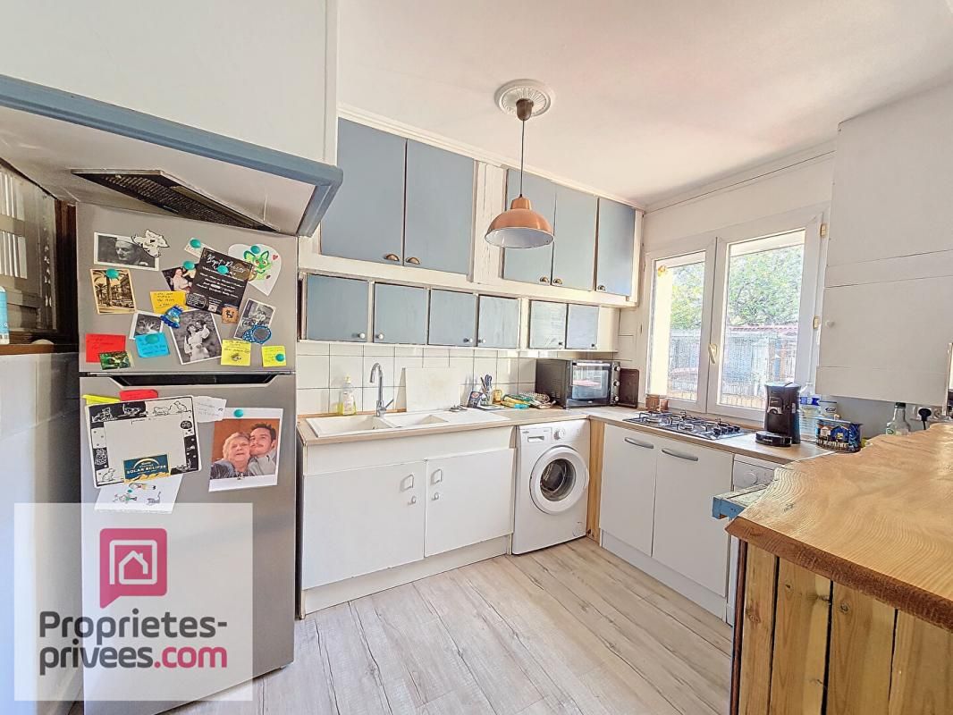 GASTINS Maison 4 pièce(s) 80 m2 4