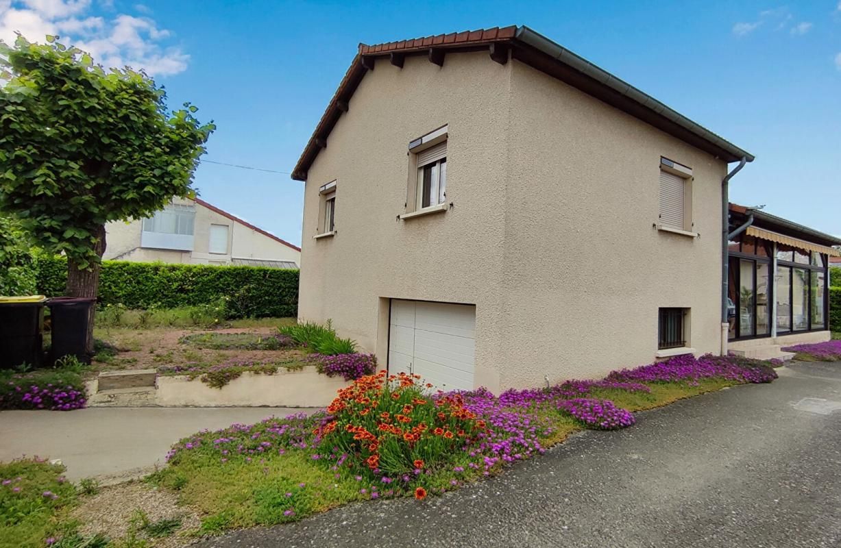 ROANNE MAISON DE VILLE ROANNE 3