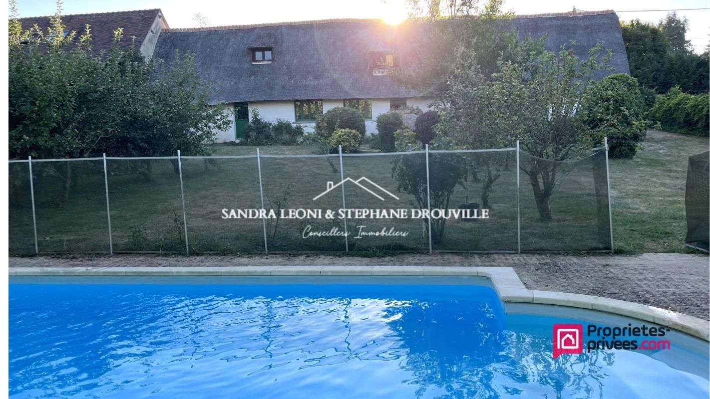 MAINTENON Charmantes Longères de 260 m², 11 pièces, 7 chambres, avec piscine, proche Nogent-le-Roi. Ref annonce 371271 2