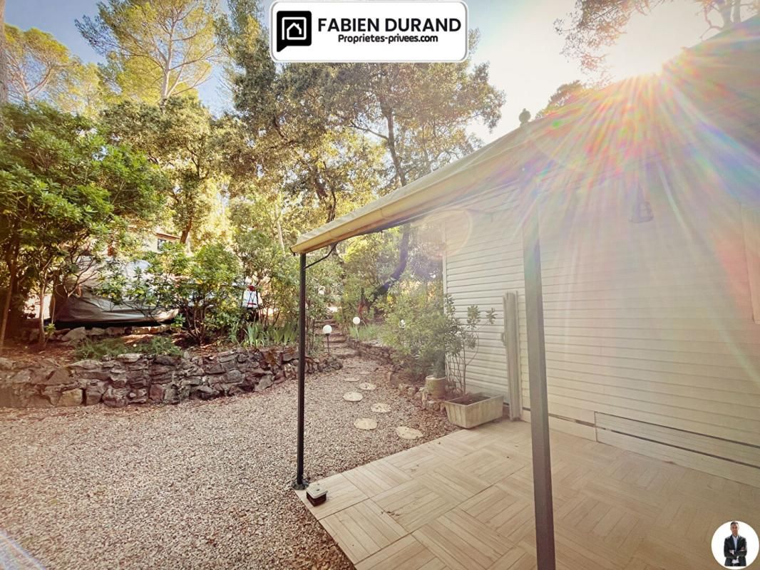 FREJUS Domaine Le pin de la legue Frejus : Terrain 200 m² 2