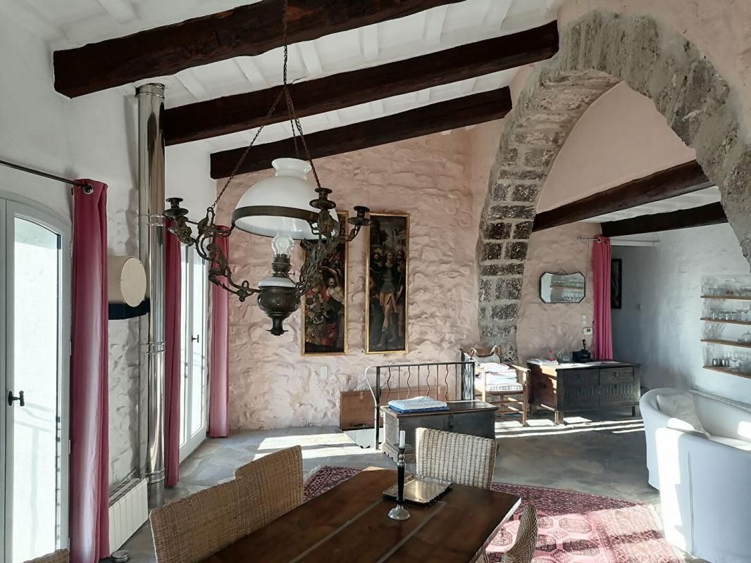 EVENOS Maison de village Evenos 5 pièce(s) 147 m2 4