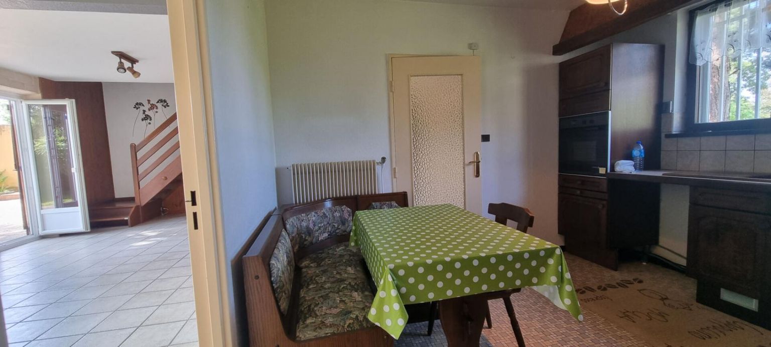 AUDINCOURT MAISON 3 CHAMBRES + 4 GARAGES - SANS VIS-A-VIS 4
