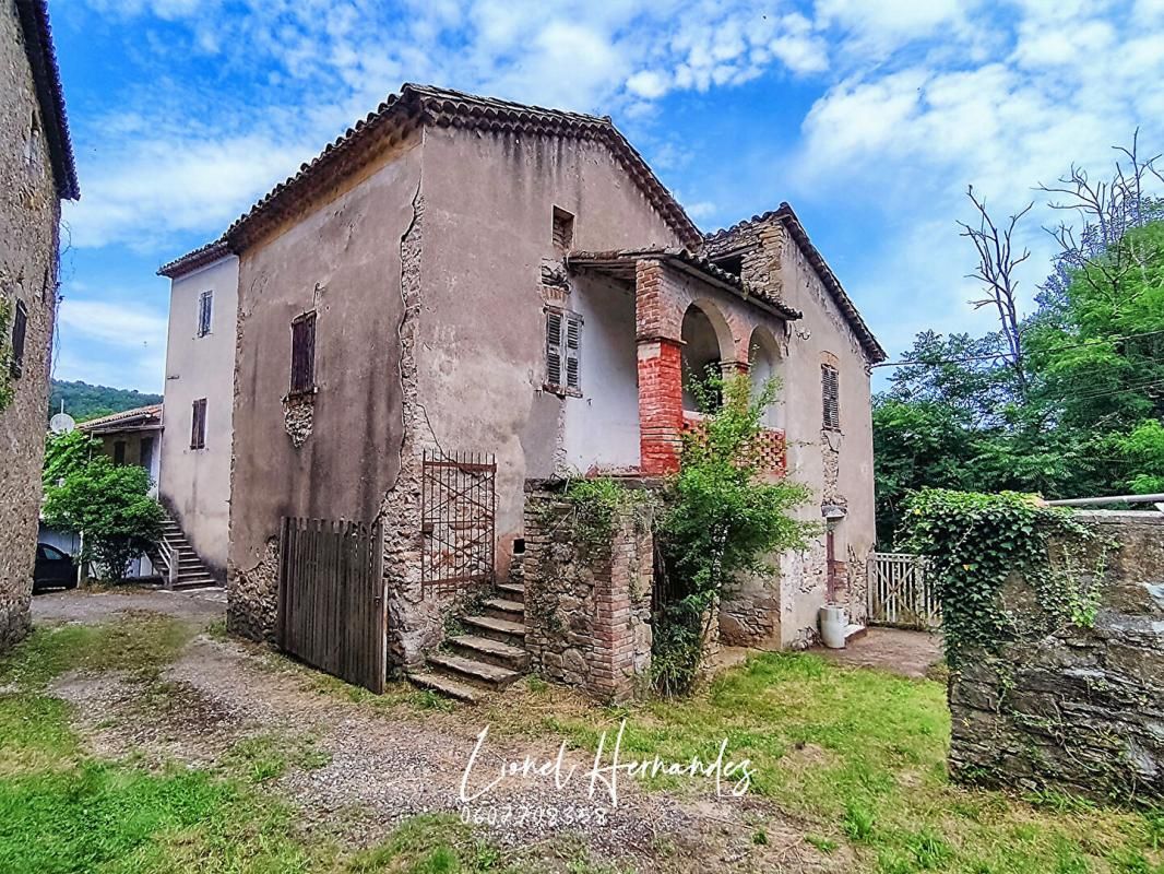 MOLIERES-SUR-CEZE Molières-Sur-Cèze (30410). Ensemble immobilier de 528m² avec beaucoup de charme et de potentiel 4