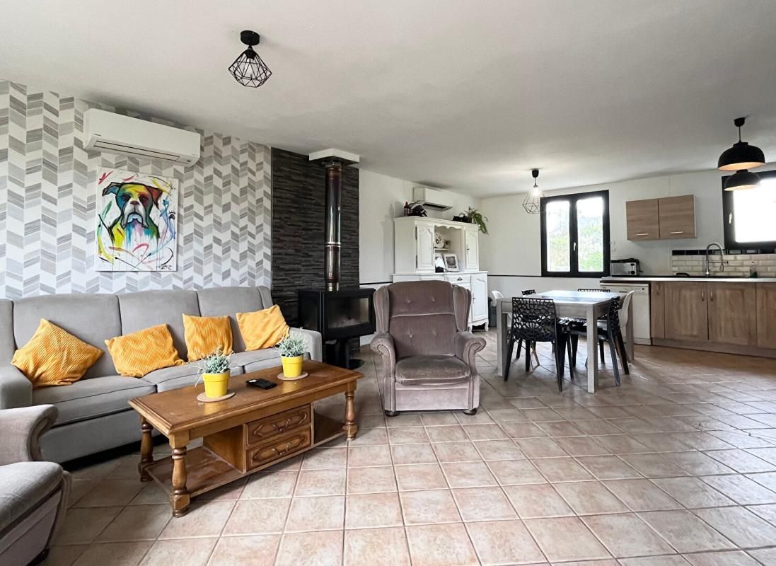 COURTIEUX Maison  6 pièce(s) 104 m2 +  Terrain de 724 m2 4