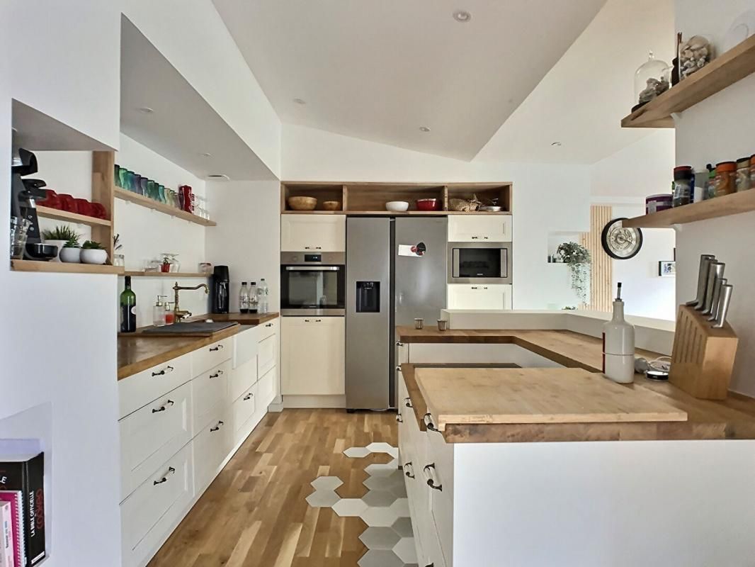 BORDEAUX Vente Maison 171 m2 BORDEAUX BACALAN (33300) 2