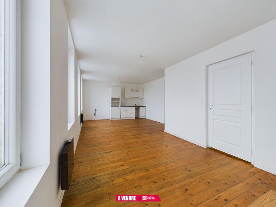 Immeuble Hirson 9 pièce(s) 150 m2