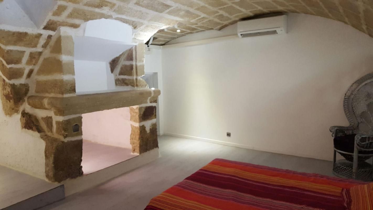 Immeuble Istres 12 pièce(s) 380 m2