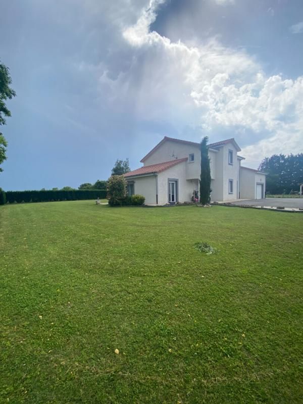 ENNEZAT Maison Surat 3