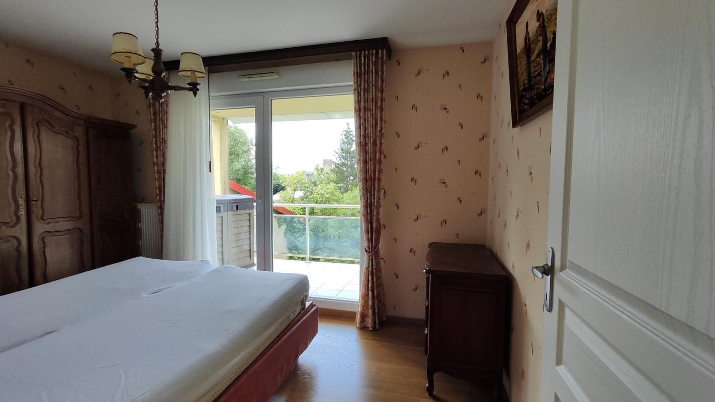 MONTBELIARD MONTBELIARD CENTRE : Appartement 4 pièces 76 m2 avec terrasse, garage fermé et cave 4