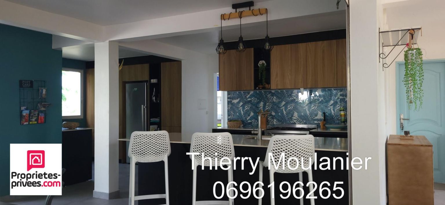 LE PRECHEUR Maison Le Precheur 6 pièce(s) 190 m2 3