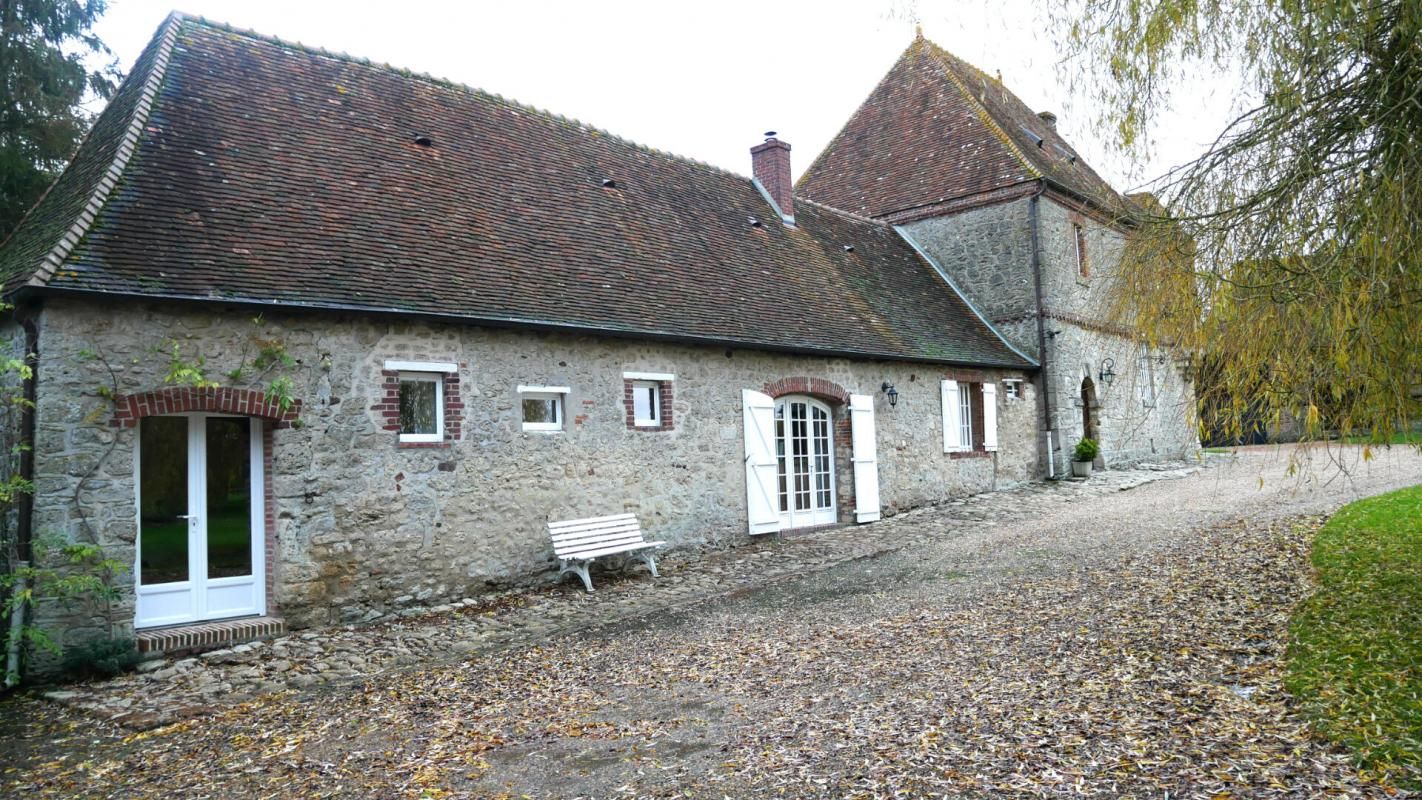 GOURNAY-EN-BRAY MANOIR 8 PIECES CORPS DE FERME SUR 6.5 HECTARES 3
