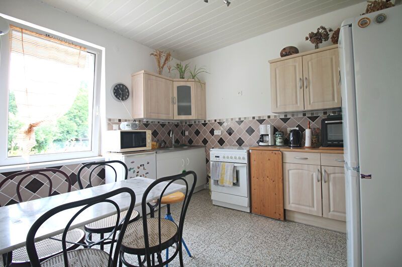 FAVREUIL Maison de village 5 pièce(s) 100 m2 4