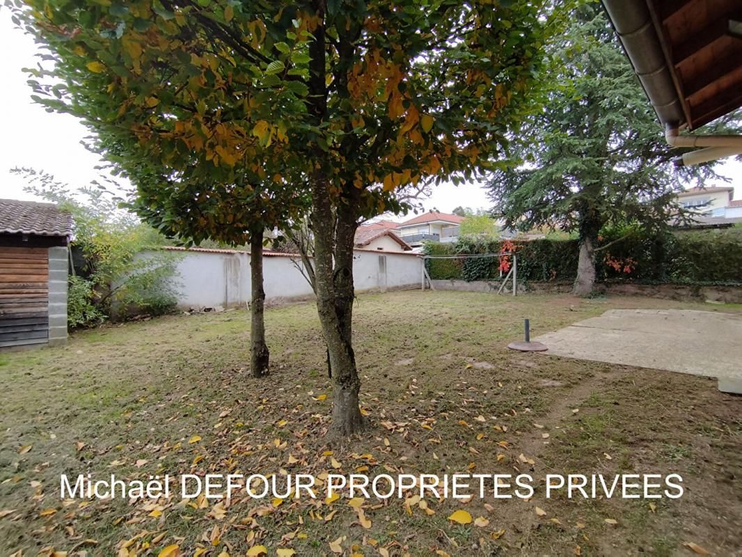 BAS-EN-BASSET Maison Bas En Basset 4 pièce(s) 88 m2 4