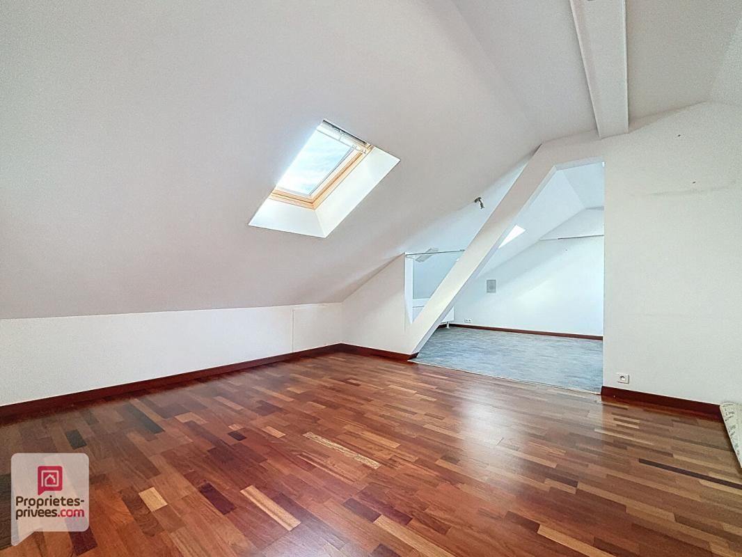 SAINT-NICOLAS-DE-PORT Appartement Saint Nicolas De Port 4 pièce(s) 160 m2 2