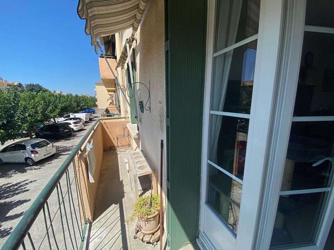 SALON-DE-PROVENCE Appartement Salon De Provence 5 pièces)71 m2 1