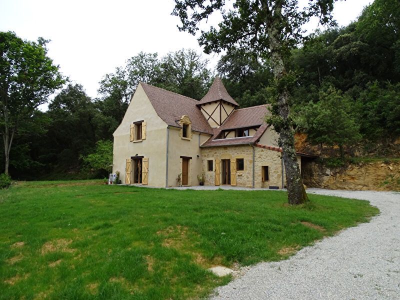Maison Vitrac 7 pièce(s) 172 m2