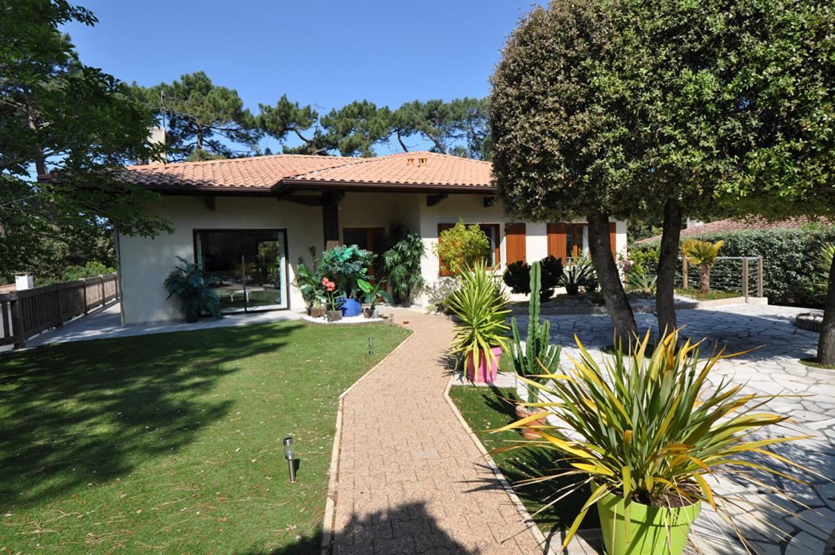 VILLA PYLA SUR MER