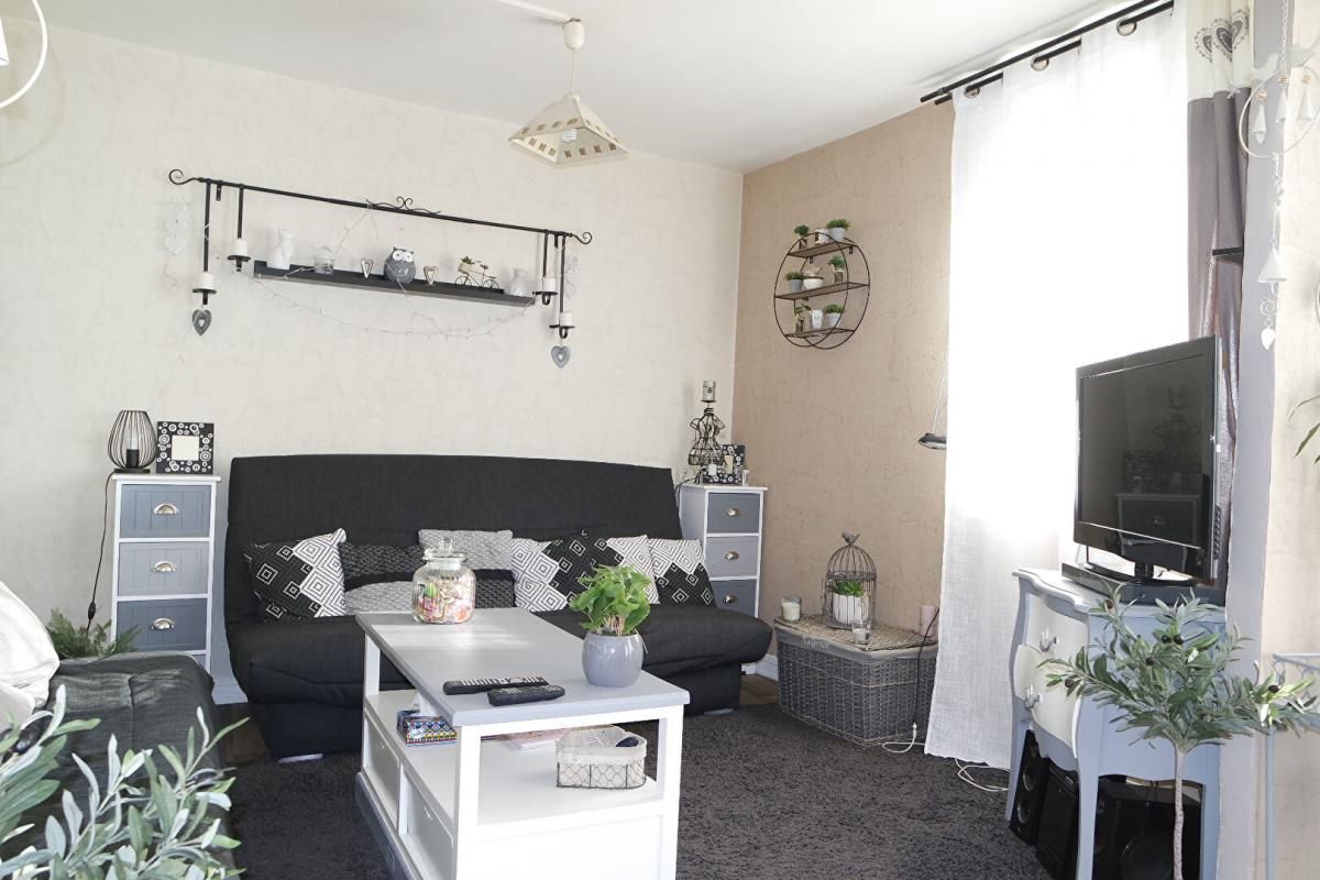 BOURGES BOURGES APPARTEMENT 65M² 3 PIECES BALCON 2