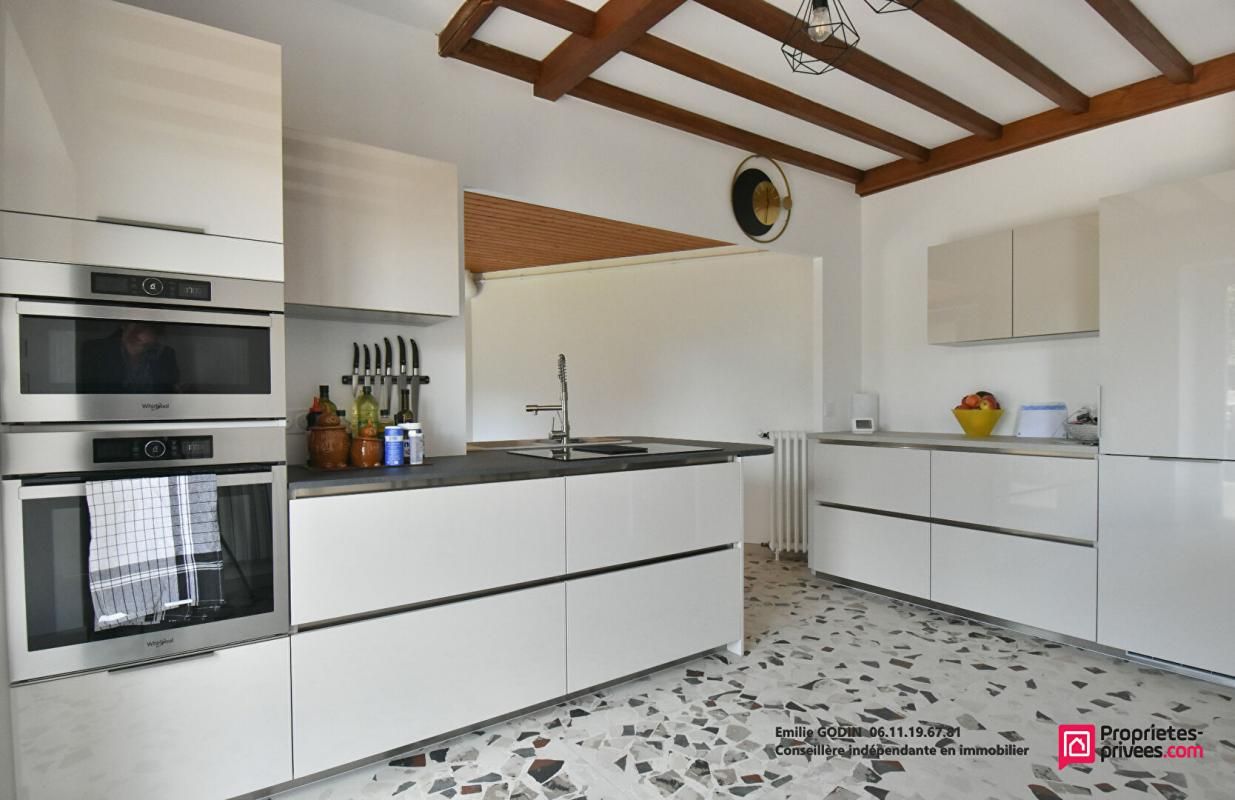 MAULEON Maison  6 pièce(s) 135 m2 2