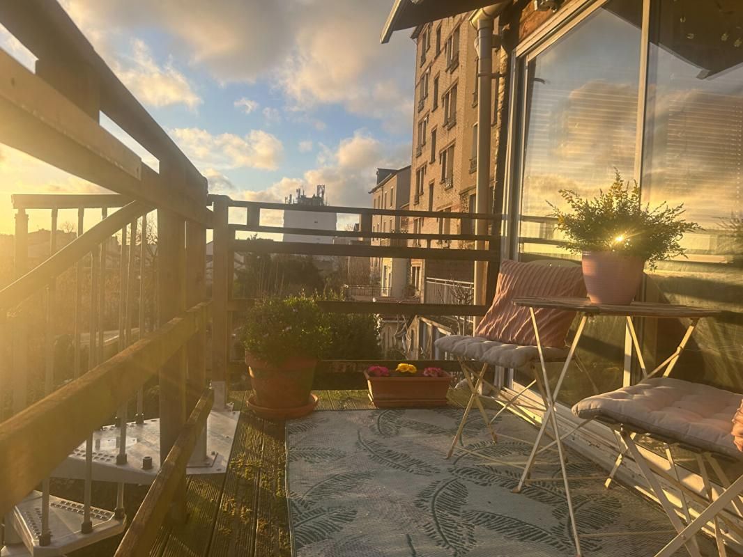 FONTENAY VILLAGE 3p 90 m2 avec 2 TERRASSES ET JARDINET