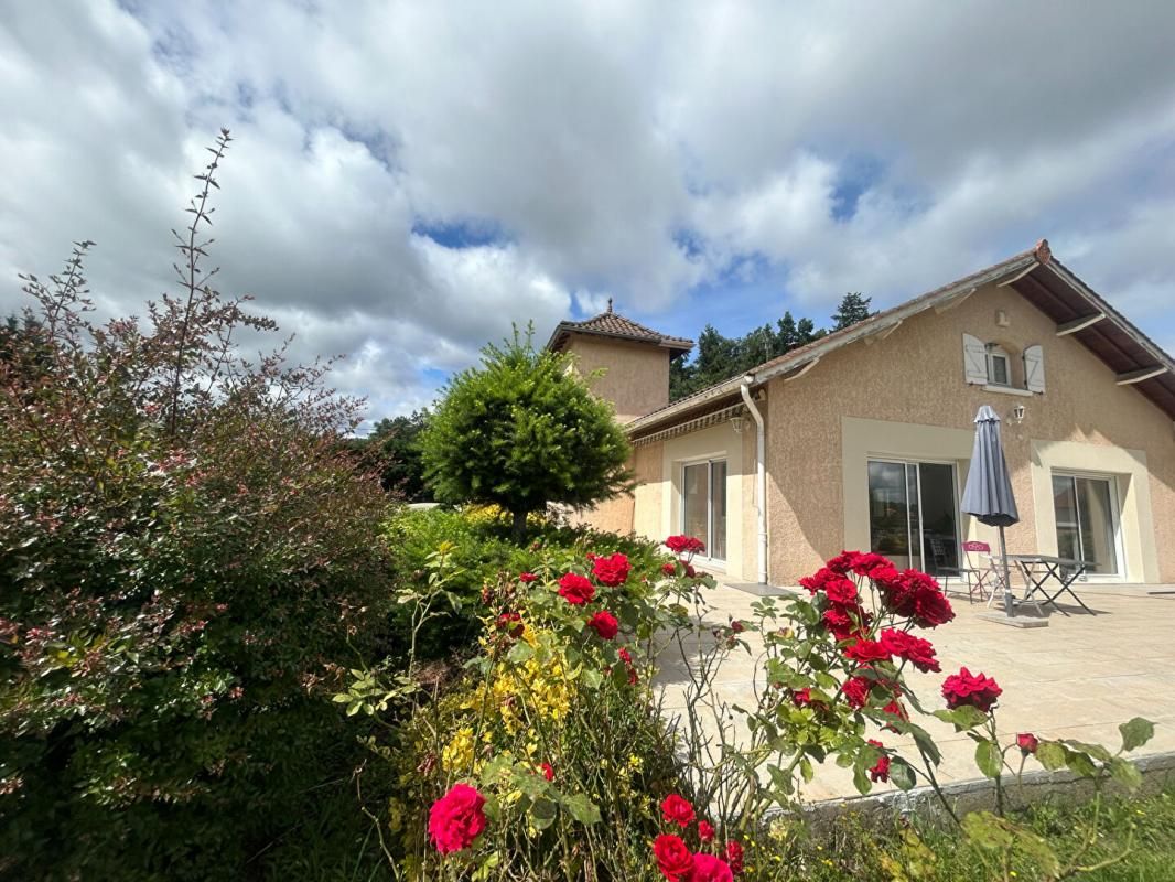 SAINT-ALBAN-LES-EAUX MAISON SAINT ALBAN LES EAUX 2