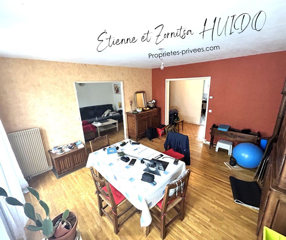 ISSOUDUN Issoudun 36100 - Appartement - 78m² - 1er étage - 4 pièces - 2 chambres - cave - emplacement de parking 3