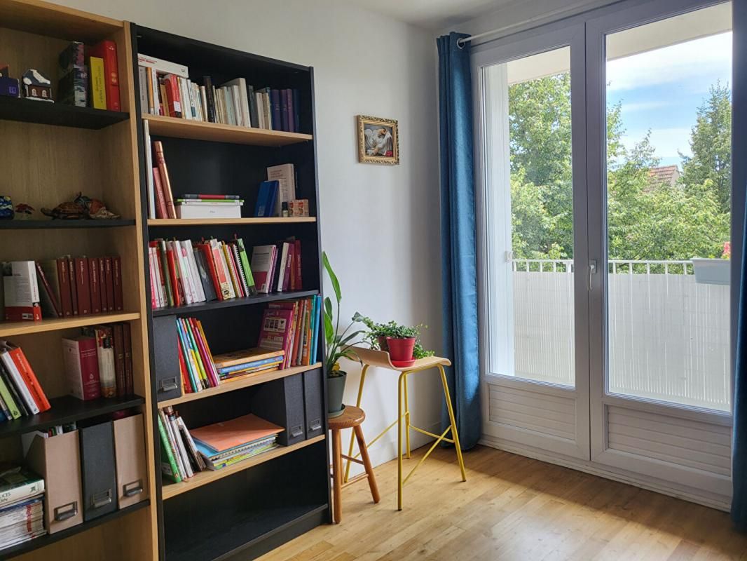 REIMS Appartement Reims de 119 m2 avec balcon 4