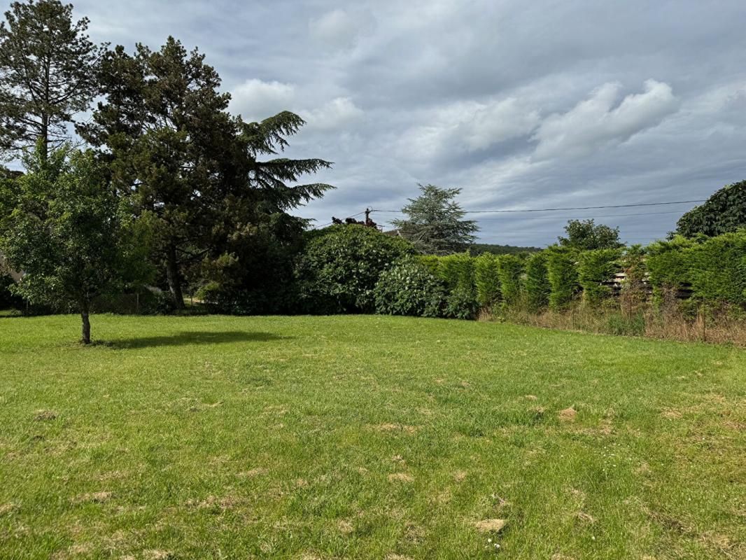 LANTENAY Terrain constructible de 1030 m2 4