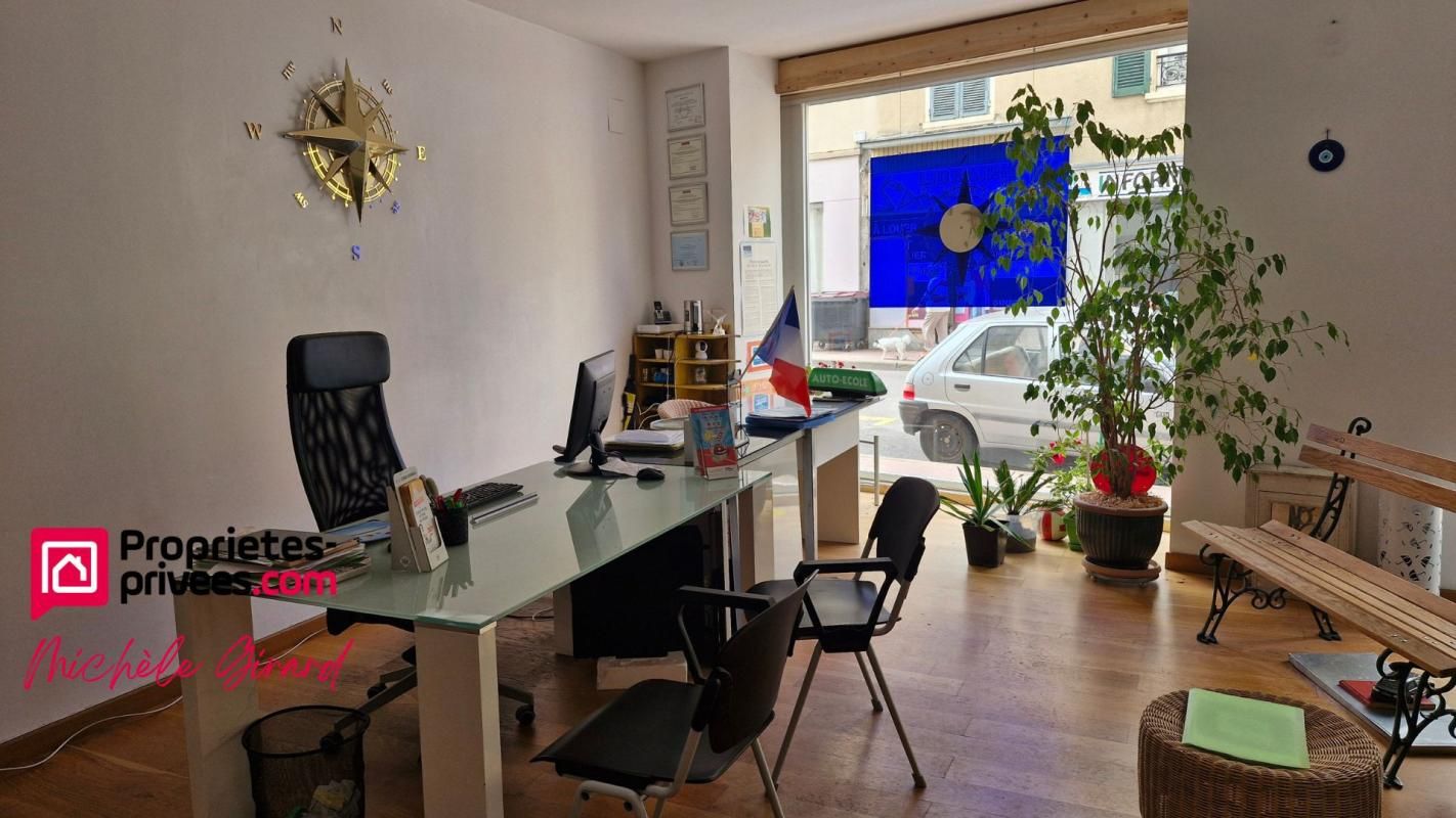 ROANNE ROANNE  - MURS LIBRES,  LOCAL COMMERCIAL AVEC LOGEMENT 3