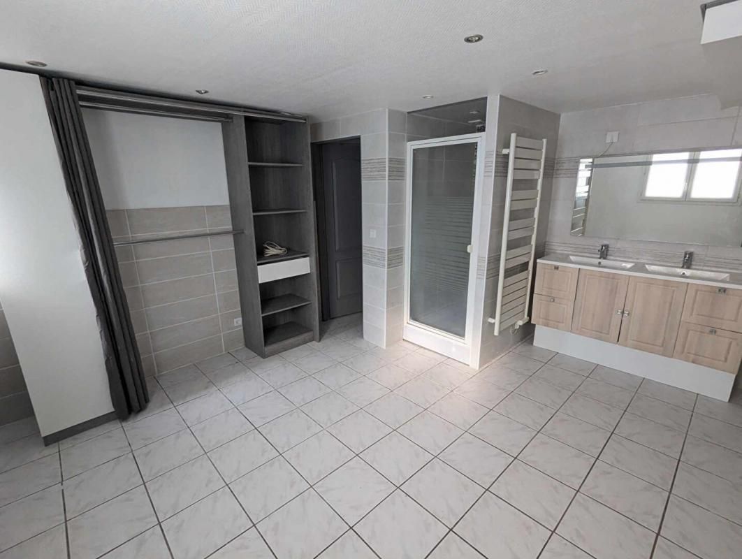 Maison  1 pièce(s)